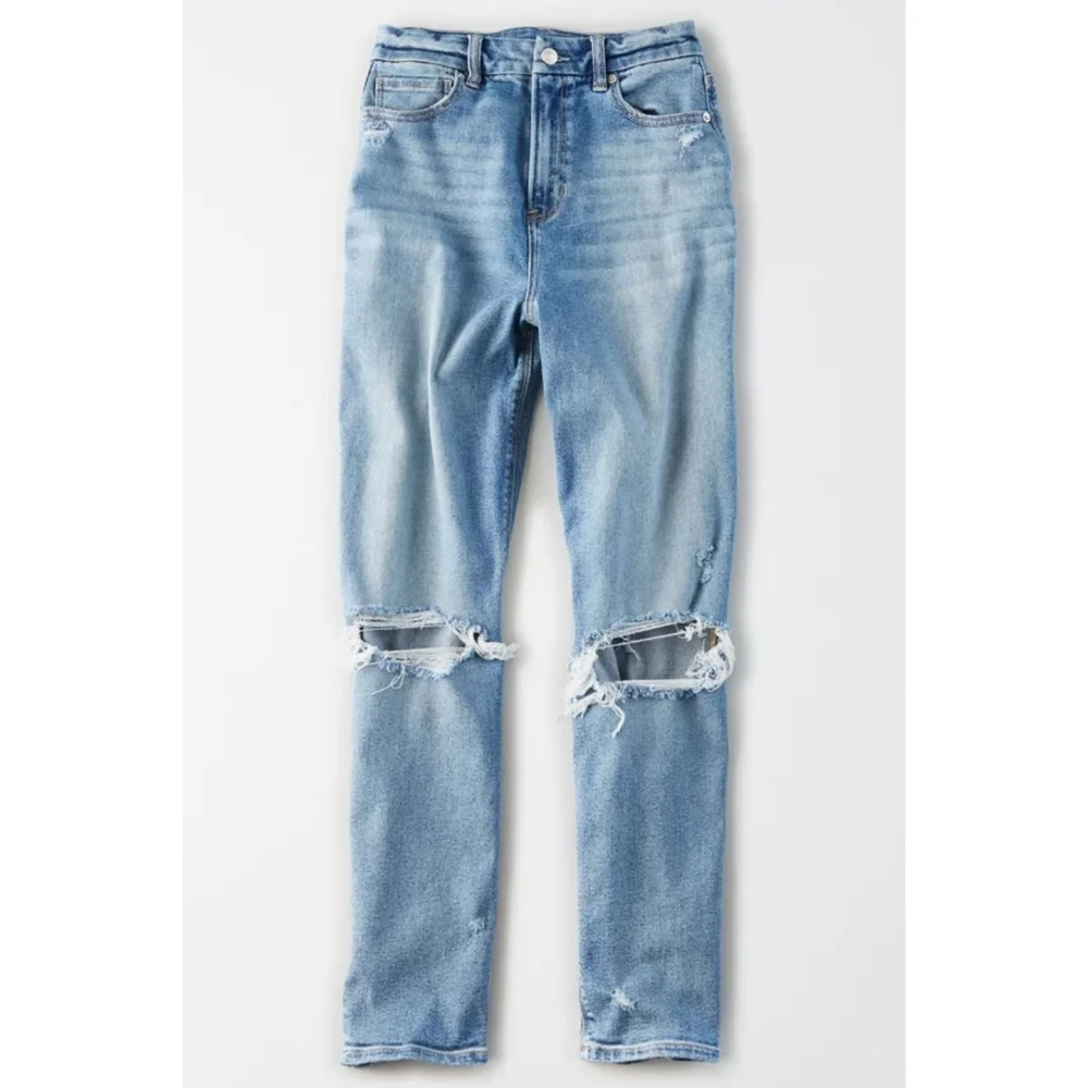 American Eagle Light Wash Tapered Leg Mom Jean 20 Long Color Cool Classic